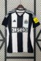 Newcastle 2024-2025 1º Equipación