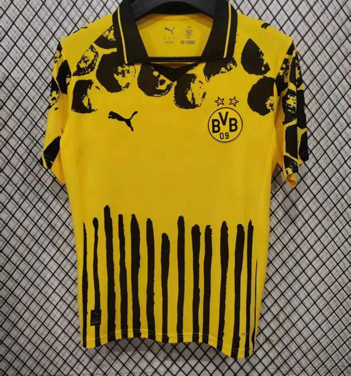 Borussia Dortmund 2025-2026 1º Equipación