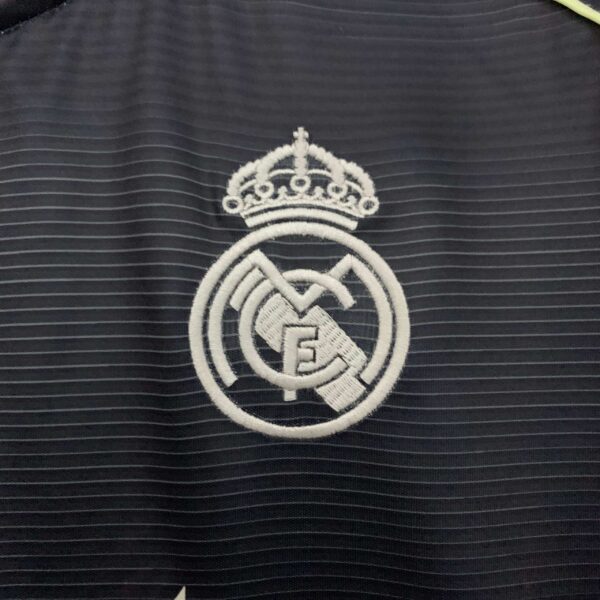 Real Madrid 2025-2026 2º Equipación - Imagen 2