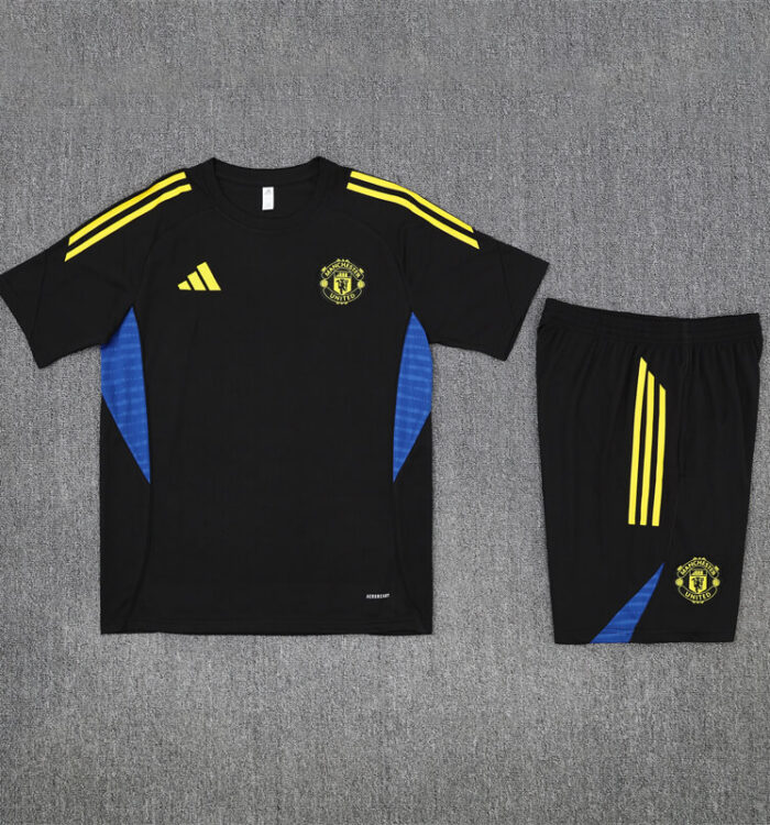 Manchester United 2025-2026 Entrenamiento