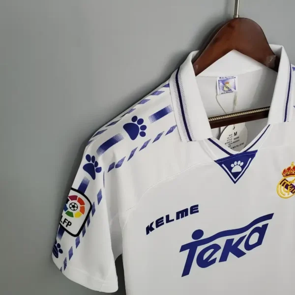 Real Madrid Retro 1996-97 - Imagen 2