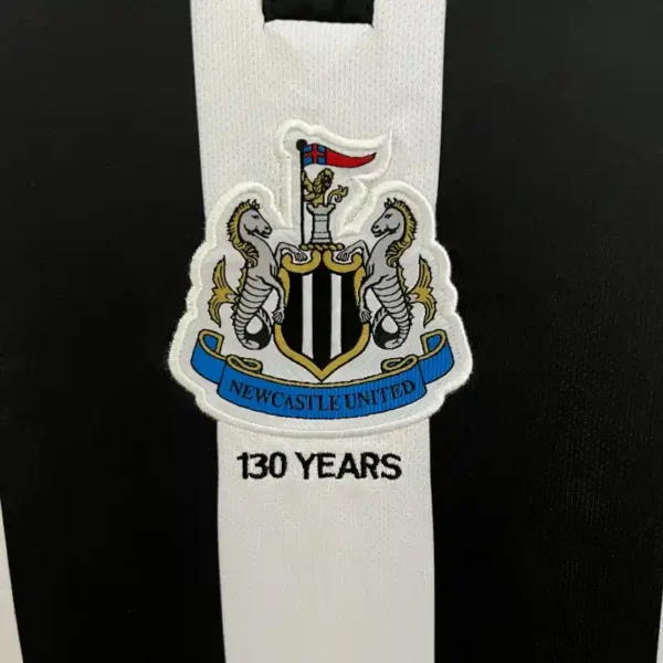 22-23 Newcastle United 130th Anniversary - Imagen 2