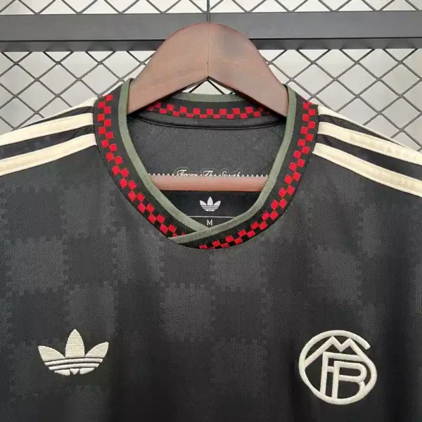 Bayern Munich 25/26 3º Equipación - Imagen 3