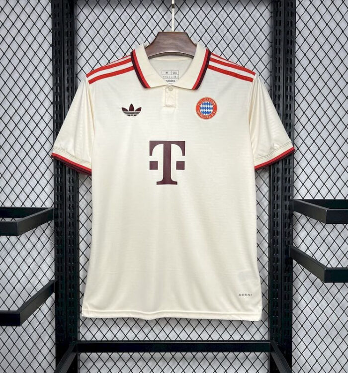 Bayern de Múnich 2024-2025 3º Equipación