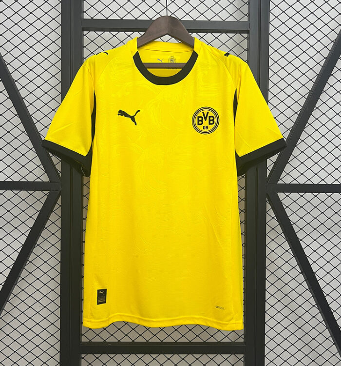 Borussia Dortmund 2025-2026 1º Equipación