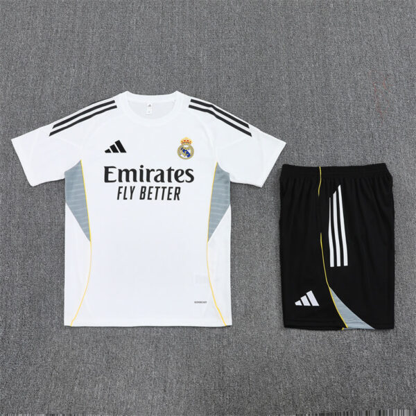 Real Madrid 2025-2026 Entrenamiento