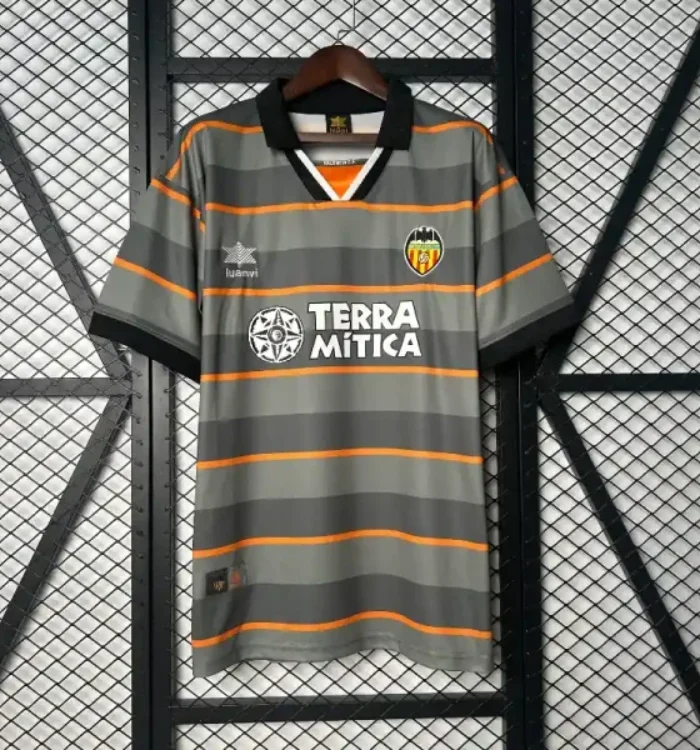 Valencia Retro 1999-00