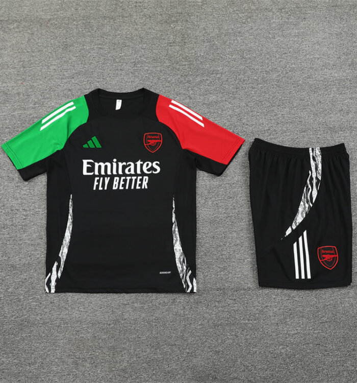 Arsenal 2024-2025 Entrenamiento