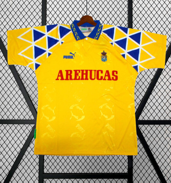 Las Palmas 1995 Home